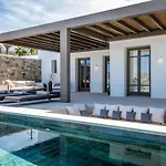 Bonzoe & Mykonos Town