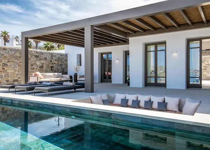 Bonzoe & Mykonos Town