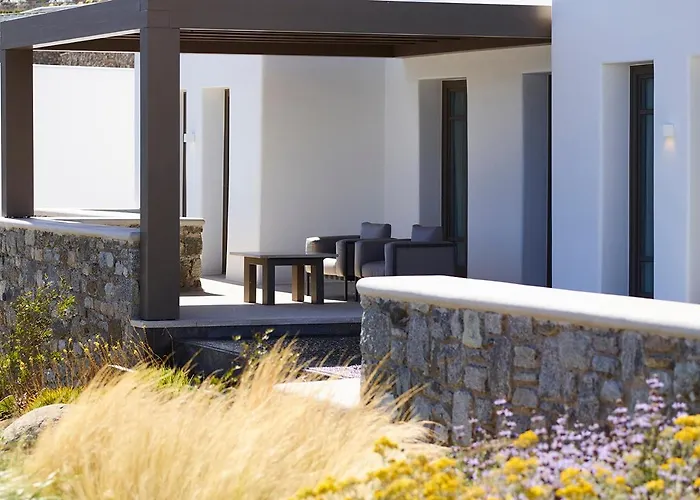 Bonzoe & * Mykonos Town