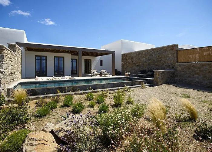 Bonzoe & Mykonos Town