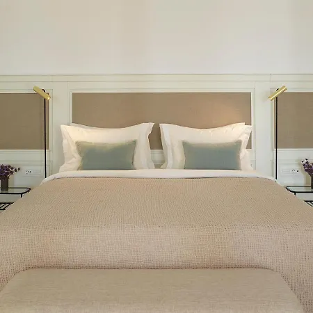 Villa Bonzoe Suites&villas